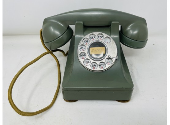 Antique Bell System Rotary Phone In Green