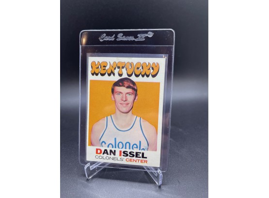 1971 Topps Dan Issel Rookie Card