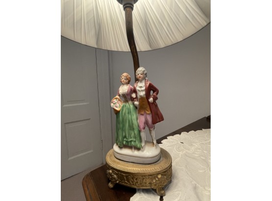 Vintage French Style Porcelain Figurine Lamp