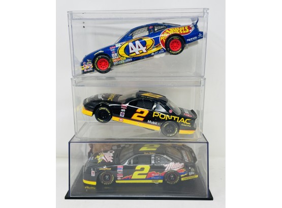 Race Car Models  In Cases As Pictured