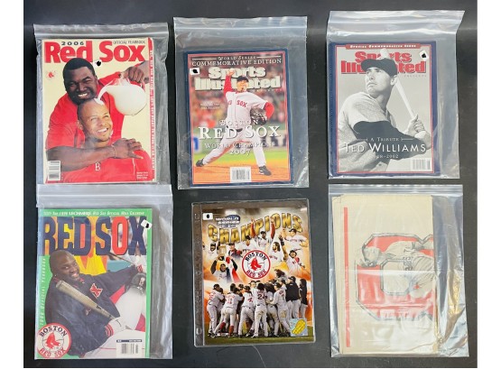 Collection Of Red Sox Magazines/yearbooks In Good Condition