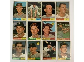 Lot Of (12) 1961 Topps Baseball Cards