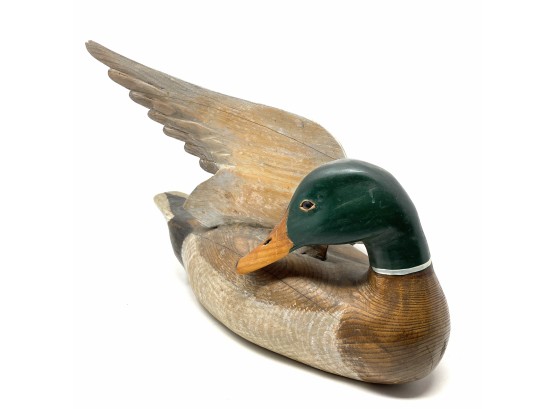 Beautiful Hand Carved Decoy - Unsigned