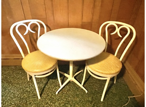 Mid Century Kitchenette Set With Two Chairs And Table