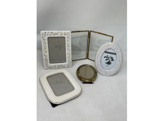Vintage Photo Frames In Various Material And Size