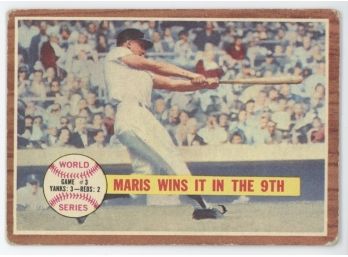 1962 Topps WS Roger Maris Wins It In The 9th