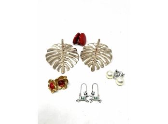 Costume Jewelry Lot 14 - Earrings - Pierced And Clip On
