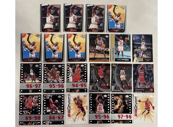Huge Lot Of 22 Michael Jordan Cards (2)