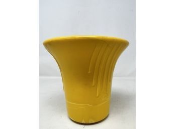 Akro Agate Yellow Slag Glass Large Dart Flower Pot