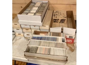 Table Lot Of Bulk Sports Cards