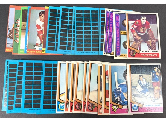 Lot Of (50) 1974 Topps Hockey Cards
