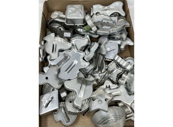 Large Lot Of Vintage Cookie Cutters