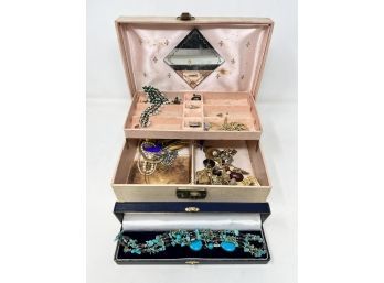 Estate Fresh Costume Jewelry Lot In Vintage Jewelry Boxes