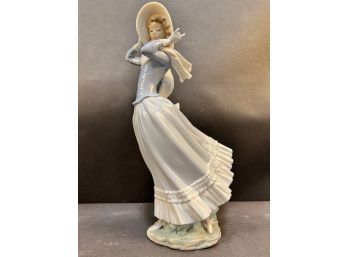 Large Lladro Spring Breeze Porcelain Figurine Woman W/ Scarf And Hat Large Glossy