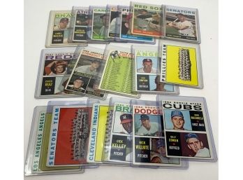 Estate Fresh Lot Of 1964 Topps Baseball Cards