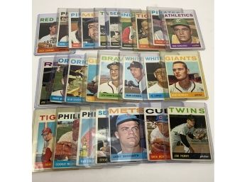 Estate Fresh Lot Of 1964 Topps Baseball Cards