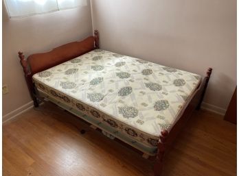 Vintage Full Size Wood Bedframe