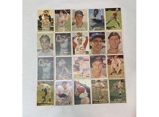 Lot Of 20 1957 Topps Baseball Cards