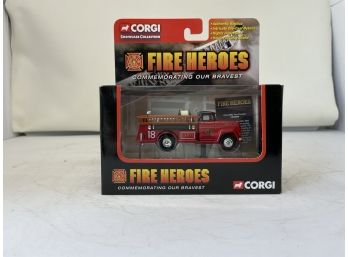 Corgi 1966 GMC Fire Pumper Fire Heroes NIB