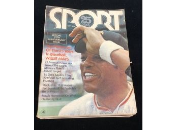 Estate Fresh Lot Of Vintage Sport Magazines