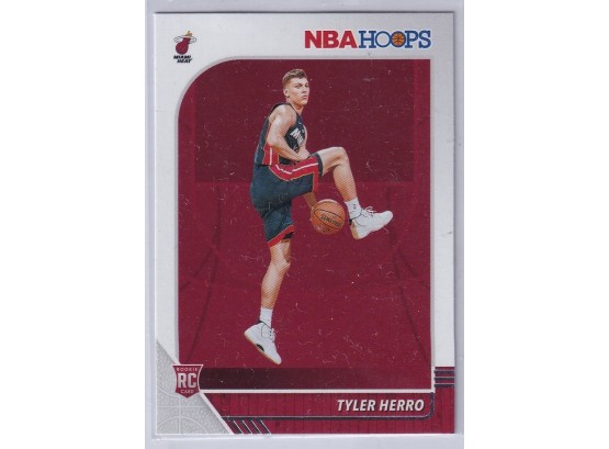 2019 Panini NBA Hoops Tyler Herro Rookie Card