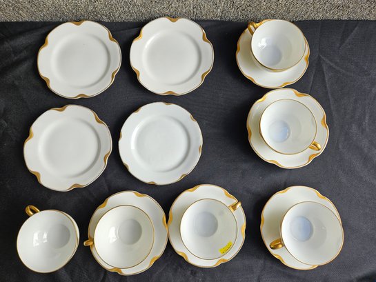 B326 - Haviland Cups And Saucers With Desert Plates - 5.5' & 6' - LOCAL PICKUP ONLY