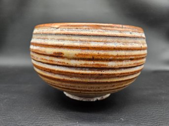 S6 - Ceramic Bowl - Signed 'V' - 8'x4.5'