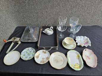 S57 - Miscellaneous Dishware Lot - 1'to7' By 5.5'to16' - LOCAL PICKUP ONLY