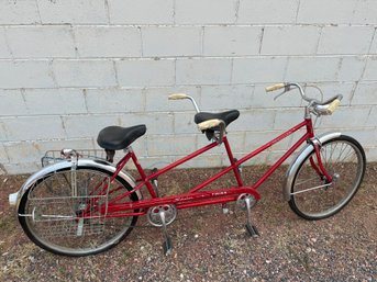 Schwinn Tamden Bicycle 26'-LOCAL PICK UP ONLY!