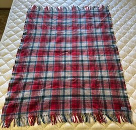 H122 Pendleton Throw Blanket 46' X 62'