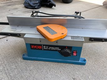 G92 Ryobi 6 1/8'  Table Top Jointer