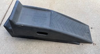 G94 Hard Plastic Car Ramps