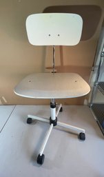 G179 Wood Seat Shop Chair