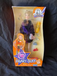 P64 Hillary Duff Doll In The Box