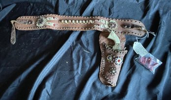 A20 Vintage Texas Ranger Toy Cap Gun And Holster With Plastic Bullets