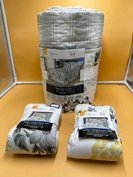 Queen Size Quilt & 2 Standard Queen Shams