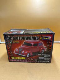 Revell 37 Ford Sedan