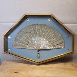 Antique Fan Fine White Lace & Mother Of Pearl Handles In A Shadow Box Frame 28' X 19'