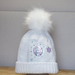 Disney Frozen White Winter Hat - Youth Size L