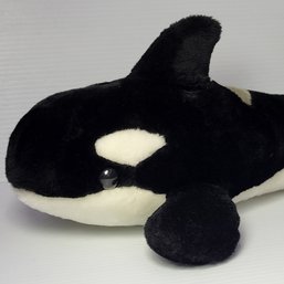 Sea World Shamu Killer Whale Plush Stuffed Animal Toy