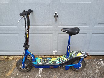 EZIP 400 Electric Scooter - Works, Includes Charger