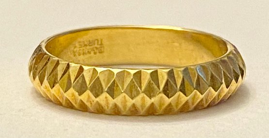 18kt Gold Patterned Ring