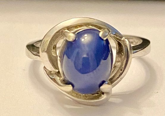 14kt Gold And Star Sapphire Ring