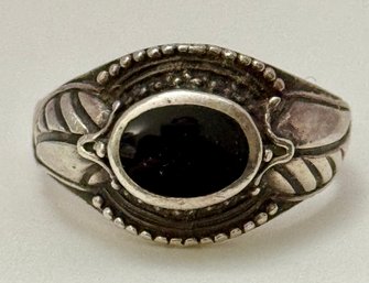 Sterling Silver And Onyx Ring