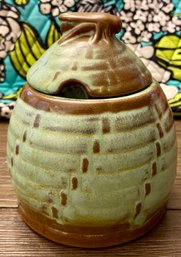 Vintage Frankoma Beehive Honey Pot Jar With Lid Bee Finial Prairie Green #803