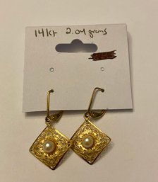 14kt Gold And Pearl Earrings