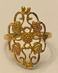 10kt Gold Vine And Leaf Motif Ring