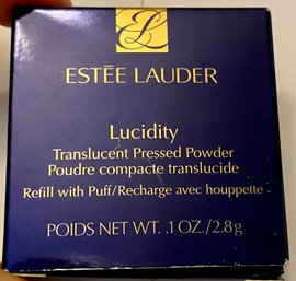 Estee Lauder Lucidity Pressed Powder Refill With Puff 2.8g