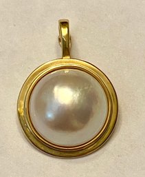 14kt Gold And Mabe Pearl Pendant