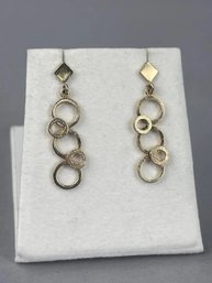 CHIC 14K GOLD CIRCLE DROP POST EARRINGS